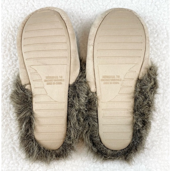 CHARTER CLUB • Cream/Brown Faux Fur Trimmed House Slippers - Picture 6 of 16